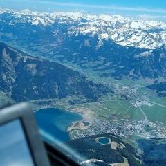 Flugwegposition um 13:17:43: Aufgenommen in der Nähe von Gemeinde Zell am See, 5700 Zell am See, Österreich in 2842 Meter